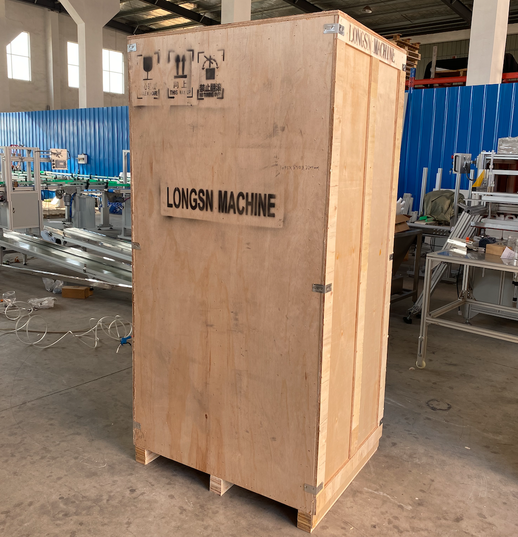 Машина для подкладок к крышке m