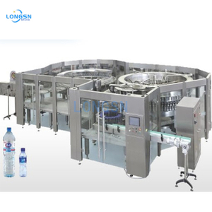Автоматическая машина для розлива воды и газа безалкогольных напитков CSD