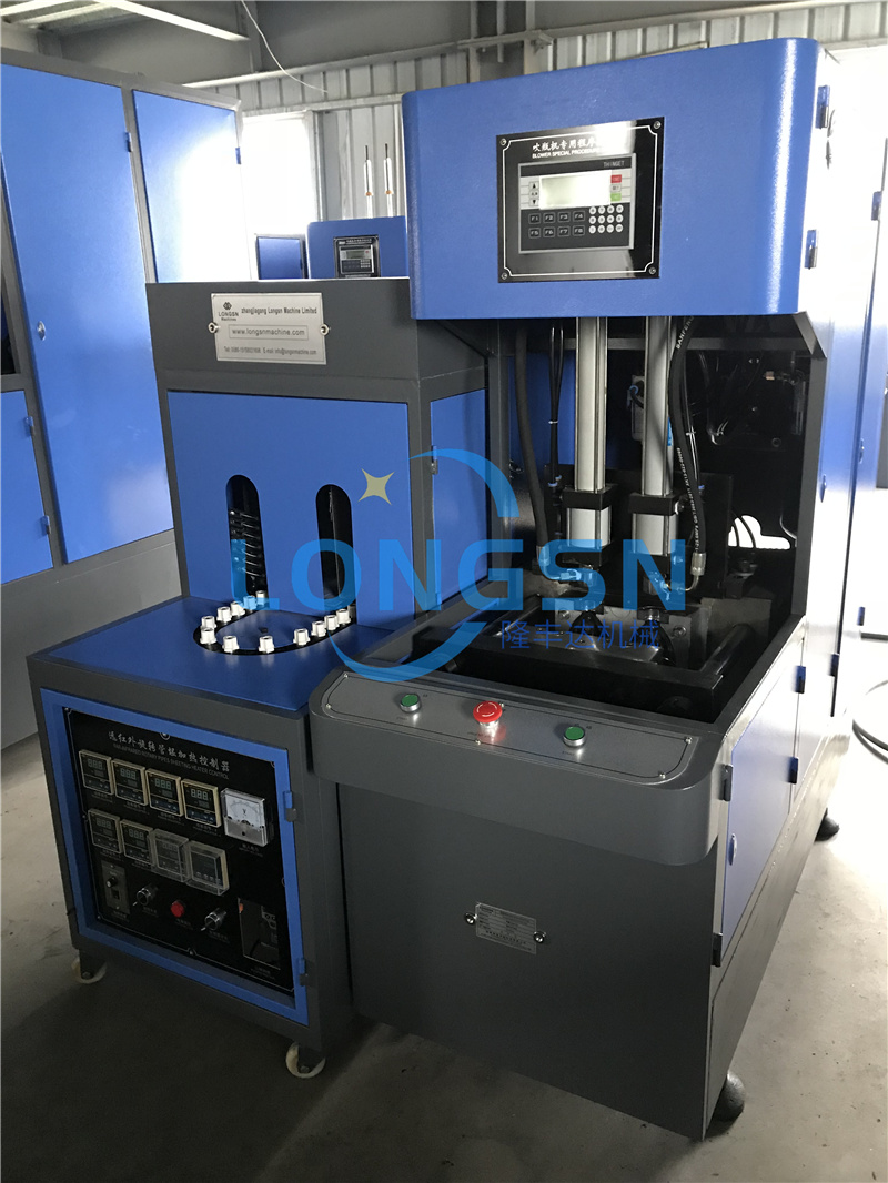 Машина для изготовления бутылок для домашних животных