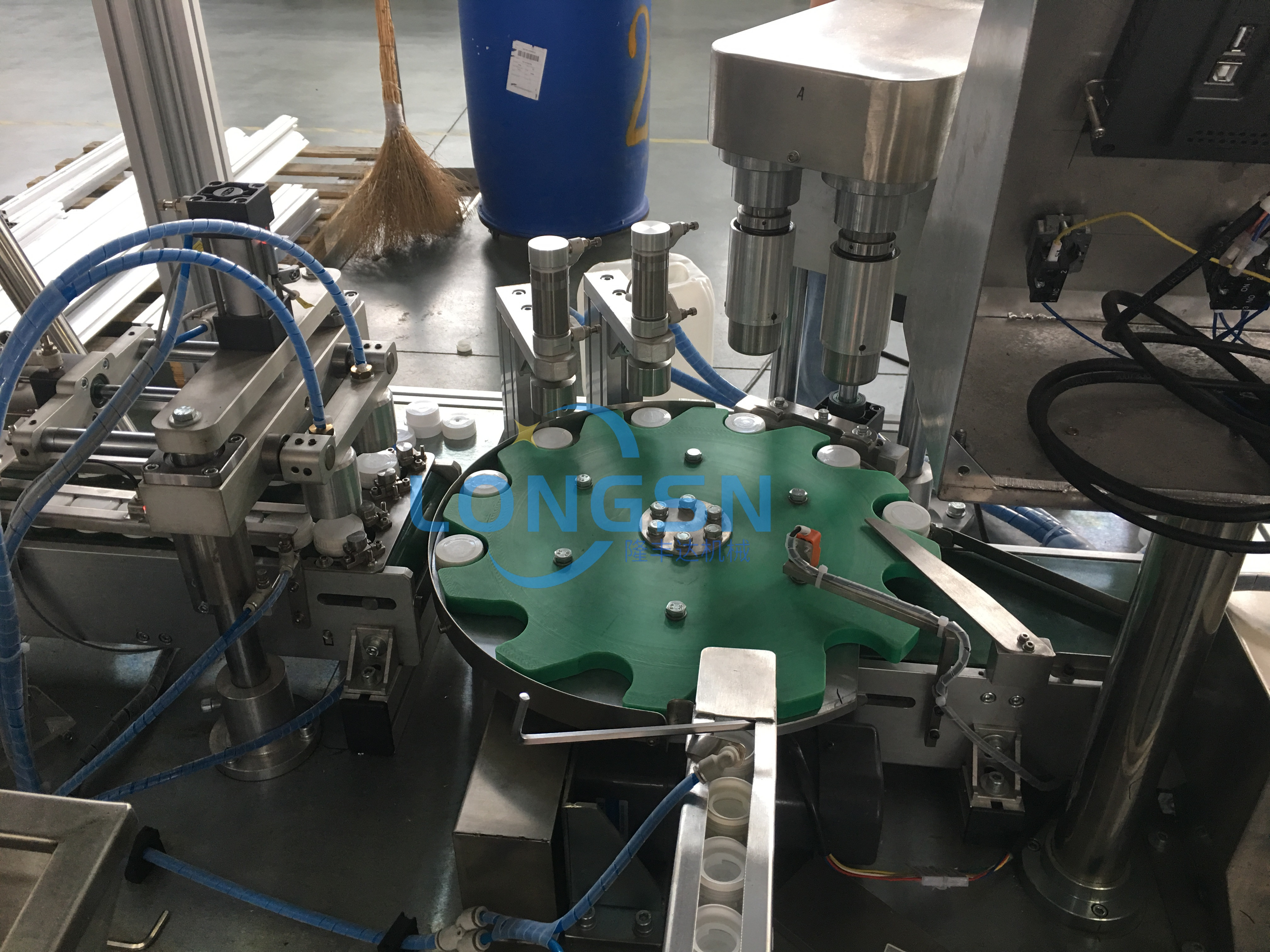 Шаг для сборочной машины