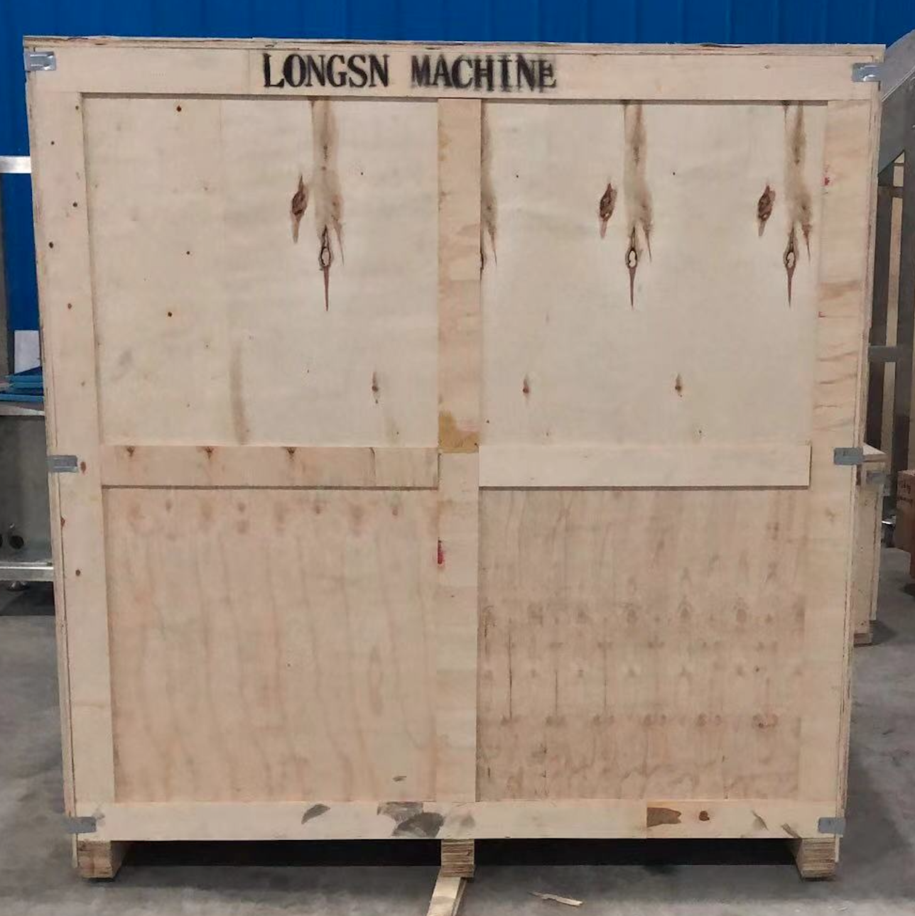 Машина для стрижки бутылки