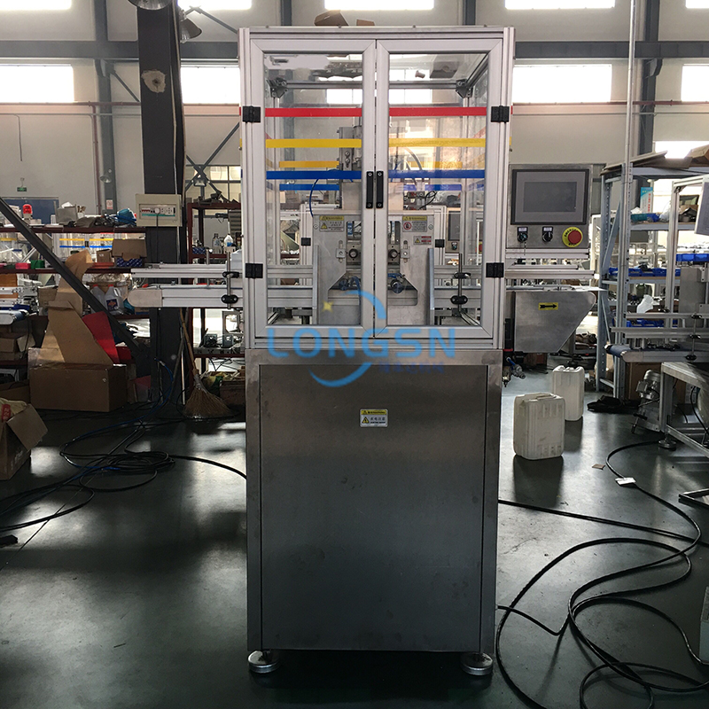 Машина для вырезания бутылки